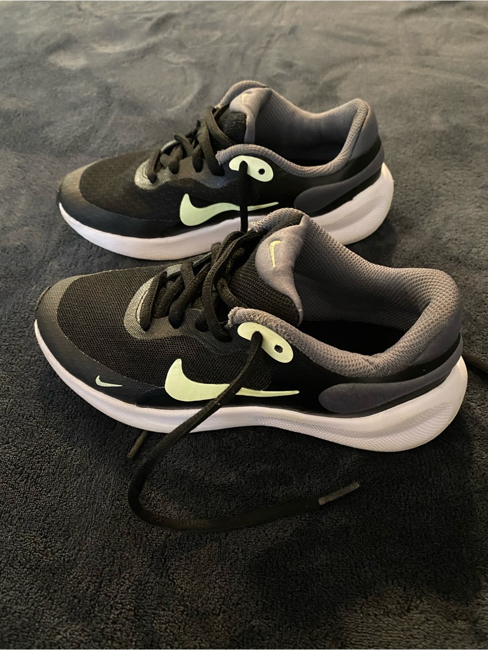 Nike Revolution 7 Black, barely volt. Light Green Athletic Sneakers